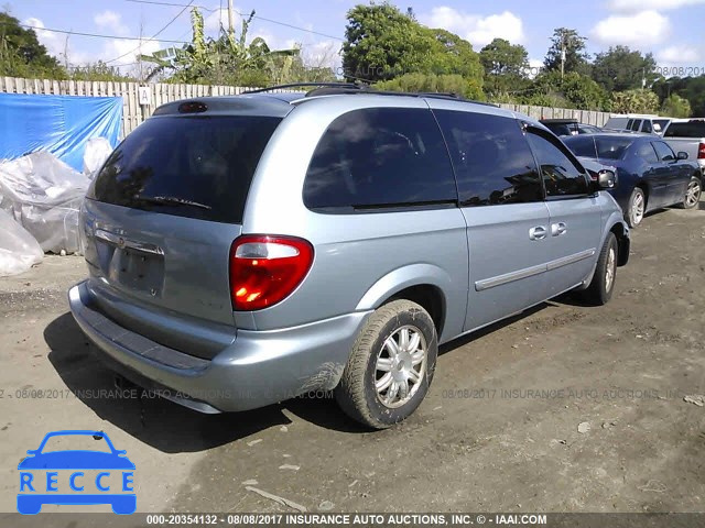 2006 Chrysler Town and Country 2A4GP54L56R798578 image 3