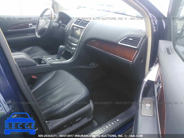 2011 Lincoln MKX 2LMDJ8JK7BBJ28069 зображення 4