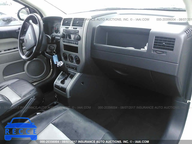 2007 Jeep Compass 1J8FF57W37D155962 зображення 4