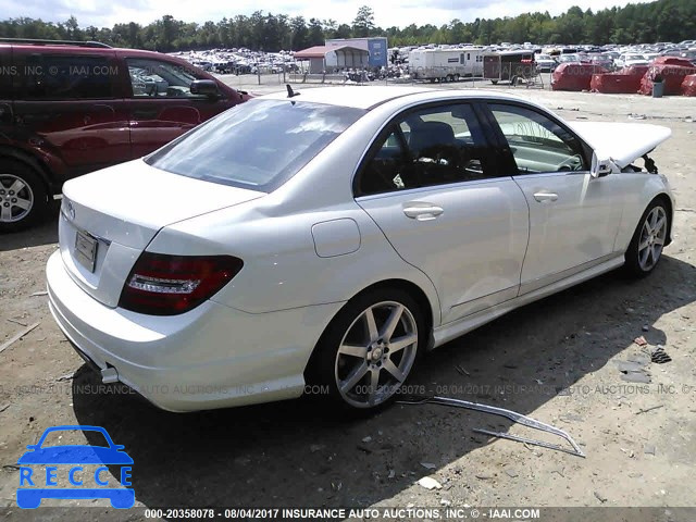 2014 Mercedes-benz C 250 WDDGF4HB7EA953399 Bild 3