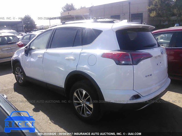 2017 TOYOTA RAV4 HV LE/XLE JTMRJREV9HD070694 Bild 2