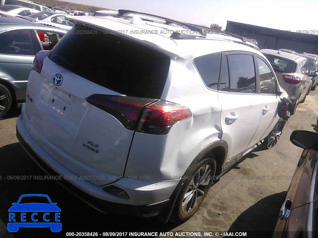 2017 TOYOTA RAV4 HV LE/XLE JTMRJREV9HD070694 Bild 3