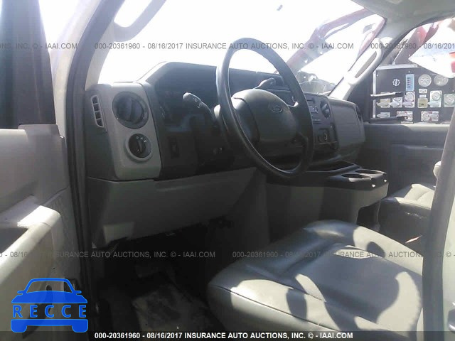 2011 FORD ECONOLINE E450 SUPER DUTY CUTWY VAN 1FDXE4FLXBDA25388 image 4