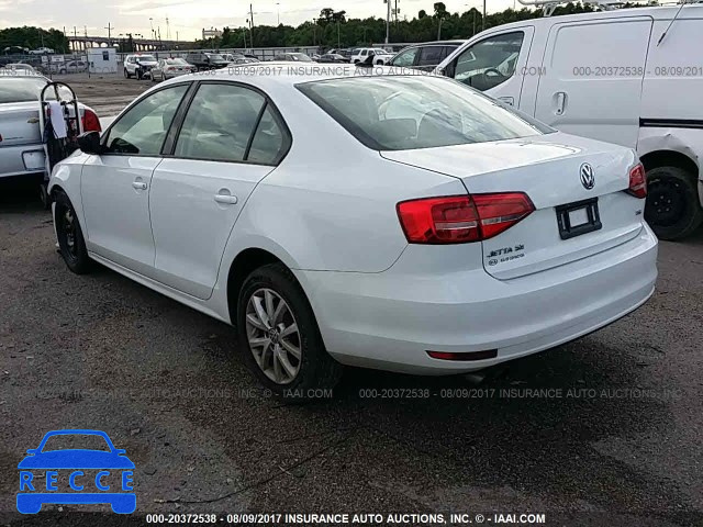 2015 Volkswagen Jetta 3VWD17AJ8FM320409 image 2