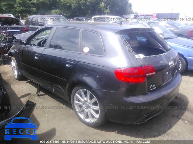 2010 Audi A3 WAUMFAFM9AA116550 Bild 2