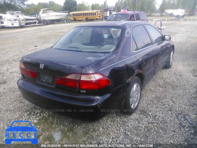 1998 Honda Accord 1HGCG1642WA000921 image 3
