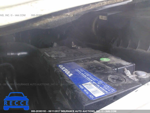 1999 Volvo V70 YV1LW55A5X2540074 image 9