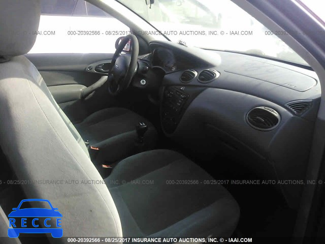 2000 Ford Focus 1FAFP3434YW267961 image 4