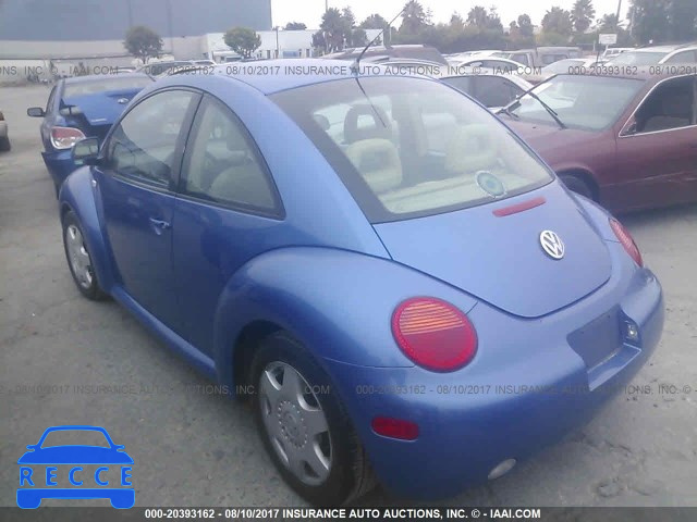 1999 Volkswagen New Beetle 3VWCC21C2XM473279 image 2