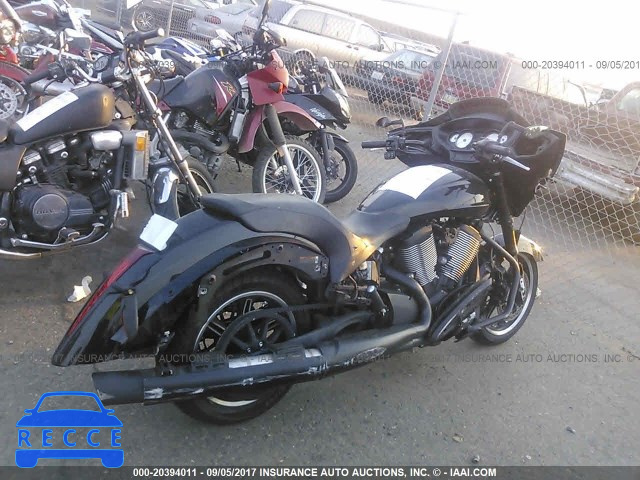 2014 Victory Motorcycles Cross Country 5VPDA36N8E3036061 Bild 3