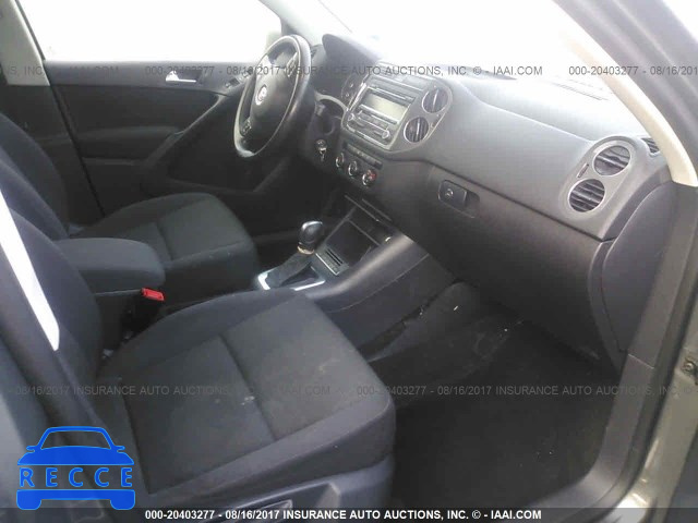 2014 Volkswagen Tiguan S/SE/SEL/R-LINE WVGBV3AX0EW563881 image 4