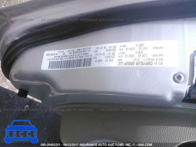 2012 Chrysler Town and Country 2C4RC1BG5CR286596 Bild 8