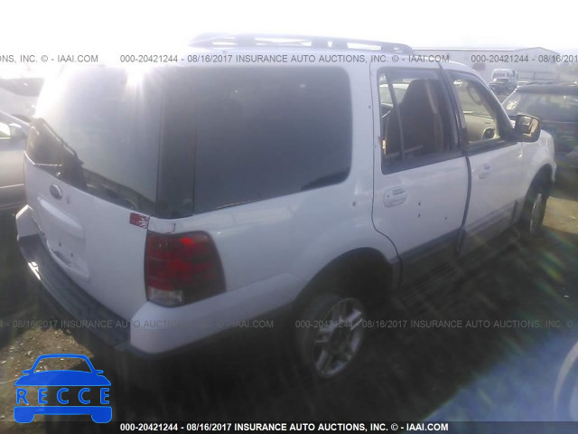 2005 Ford Expedition 1FMPU16515LA48345 image 3