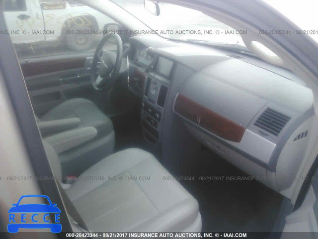 2009 Chrysler Town & Country TOURING 2A8HR541X9R592379 image 4