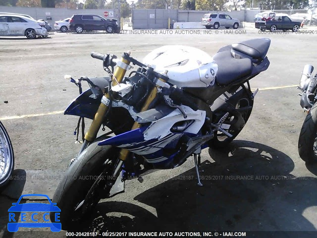 2009 Yamaha YZFR6 JYARJ16E99A014348 Bild 1