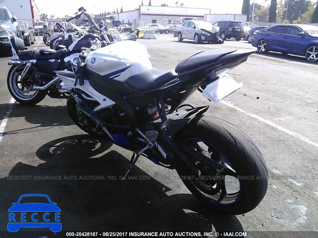 2009 Yamaha YZFR6 JYARJ16E99A014348 Bild 2