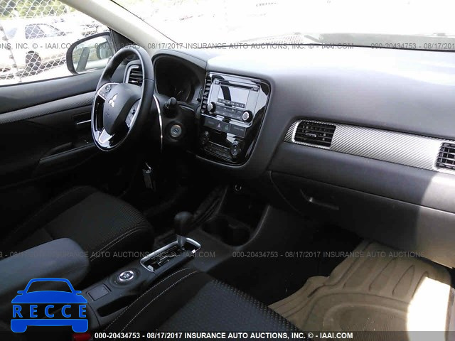 2016 Mitsubishi Outlander SE/SEL JA4AZ3A36GZ021472 зображення 4