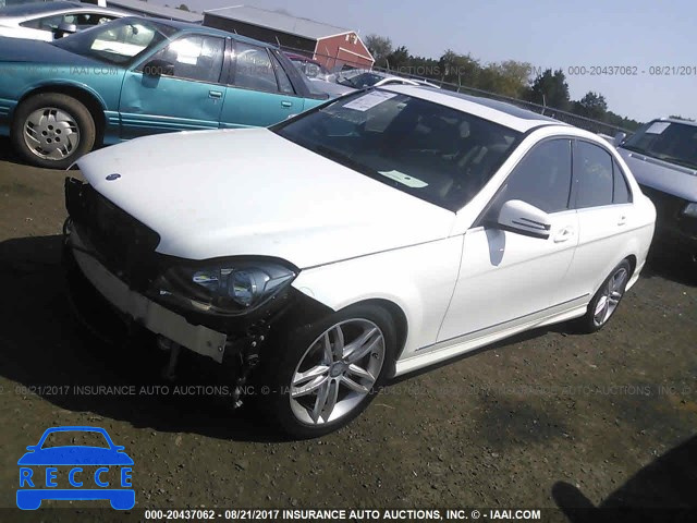 2013 Mercedes-benz C WDDGF8AB2DR284802 image 1