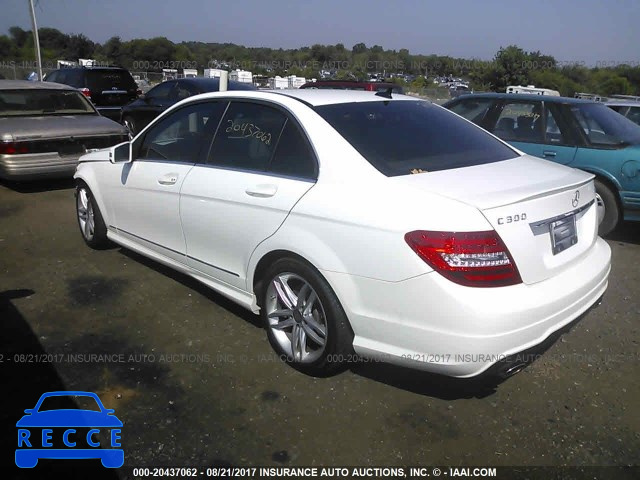 2013 Mercedes-benz C WDDGF8AB2DR284802 image 2