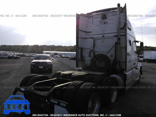 2013 VOLVO VNL L 4V4NC9TH4DN129990 image 3