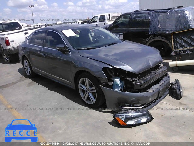 2015 Volkswagen Passat SE 1VWBS7A3XFC072476 image 0