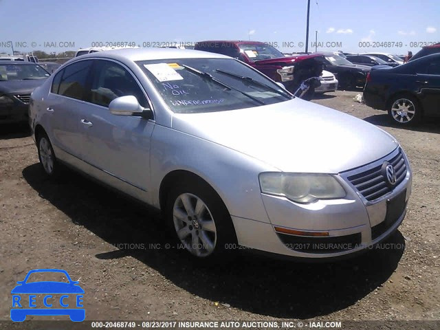 2008 Volkswagen Passat WVWJK73C68E047089 image 0