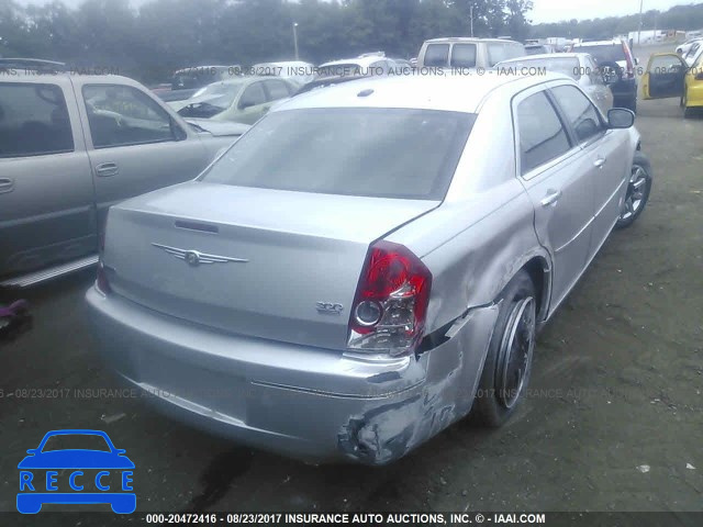 2010 Chrysler 300 2C3CA5CV2AH112346 image 3