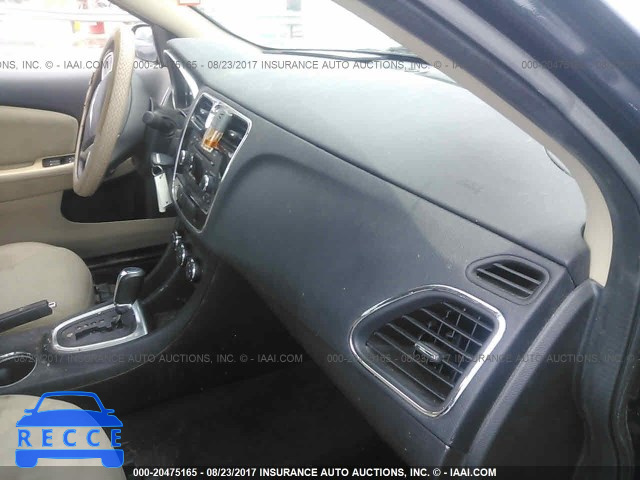 2012 Chrysler 200 1C3CCBBB8CN211134 image 4