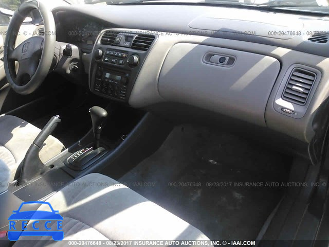 1998 Honda Accord 1HGCG5654WA234347 image 4