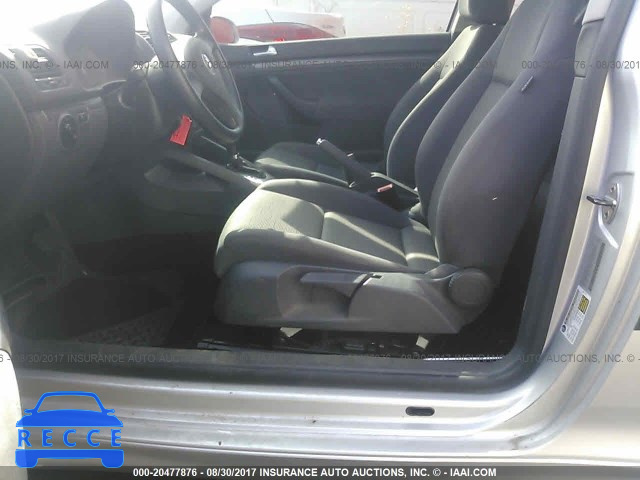 2007 Volkswagen Rabbit WVWBR71K77W191897 Bild 4