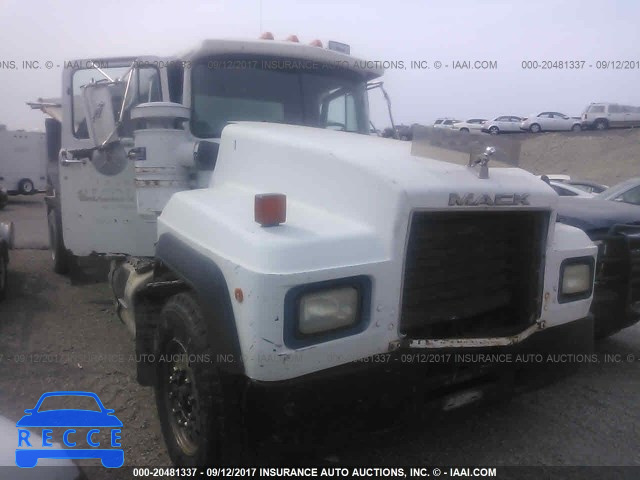 1993 MACK 600 2M2P264C7PC012693 image 0