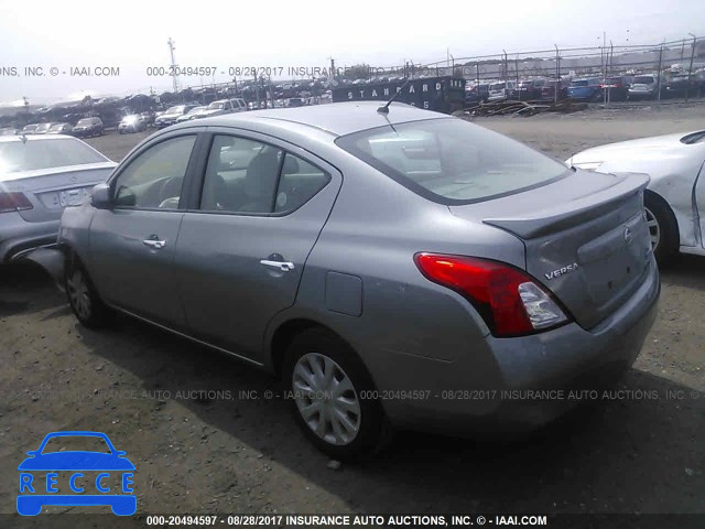 2013 Nissan Versa 3N1CN7AP2DL821471 Bild 2