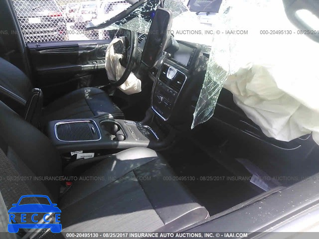 2015 Chrysler Town & Country S 2C4RC1HG3FR562074 image 4