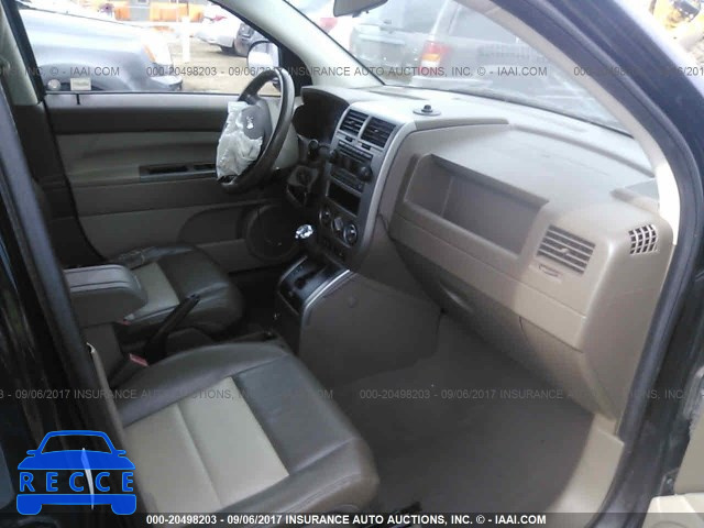 2007 Jeep Compass LIMITED 1J8FF57W17D180200 зображення 4