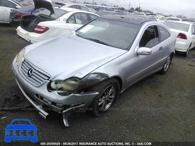 2003 Mercedes-benz C WDBRN40J43A441121 image 1