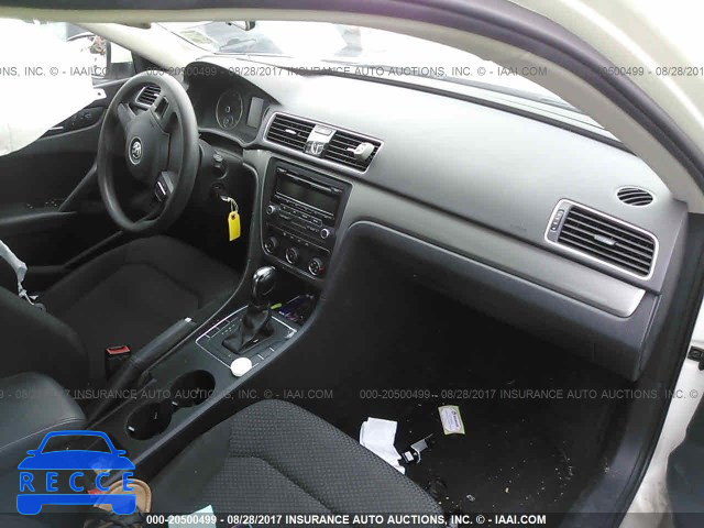 2014 Volkswagen Passat S 1VWAP7A38EC006553 image 4