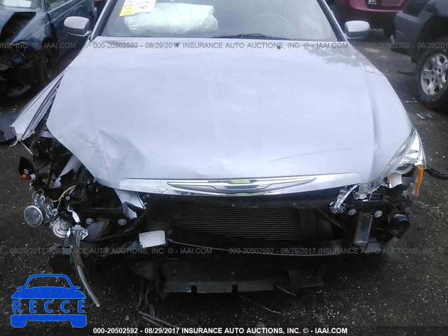 2013 Chrysler 200 1C3CCBAB8DN641698 Bild 5