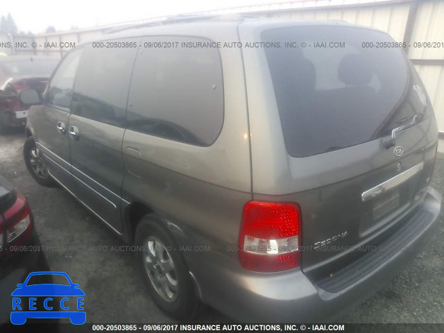 2004 KIA Sedona KNDUP131846570788 image 2