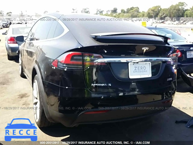 2016 Tesla Model X 5YJXCAE41GFS00856 зображення 2
