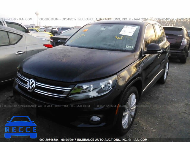 2015 Volkswagen Tiguan S/SE/SEL/R-LINE WVGAV7AX3FW561630 image 1