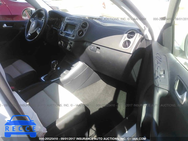 2016 VOLKSWAGEN TIGUAN WVGBV7AX4GW598384 image 4