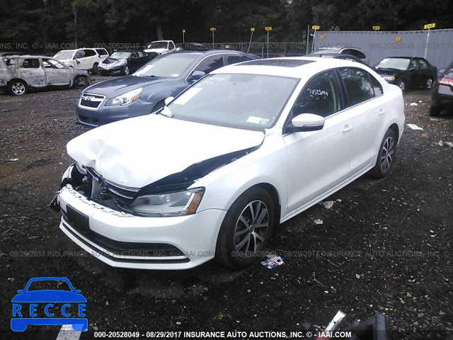 2017 VOLKSWAGEN JETTA 3VWDB7AJ9HM338319 Bild 1