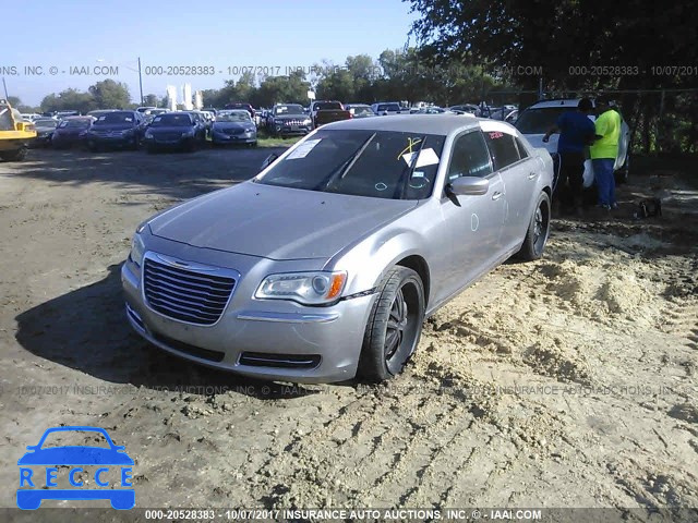 2013 Chrysler 300 2C3CCAAG8DH572378 image 1