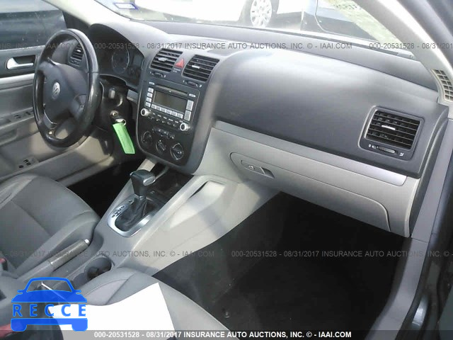 2008 Volkswagen Jetta 3VWRZ71K78M135715 image 4