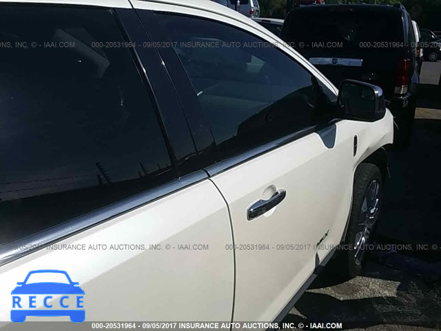 2010 Lincoln MKX 2LMDJ8JC6ABJ05566 image 3