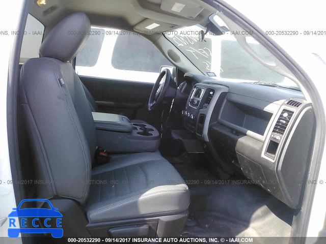 2016 RAM 1500 3C6JR6DG2GG153688 image 4