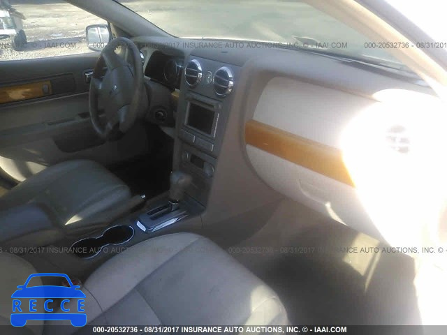 2008 Lincoln MKZ 3LNHM28T88R631877 Bild 4