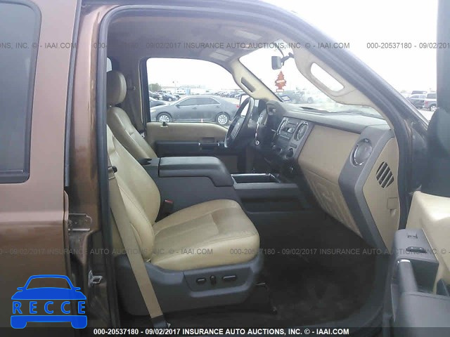 2011 Ford F350 SUPER DUTY 1FT8W3DT9BEC19696 image 4