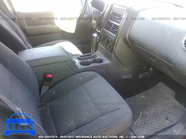 2010 Ford Explorer XLT 1FMEU7DE9AUA00898 image 4