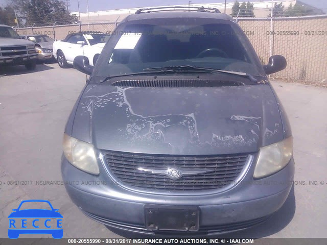2002 Chrysler Town & Country LX 2C4GP44382R665307 image 5